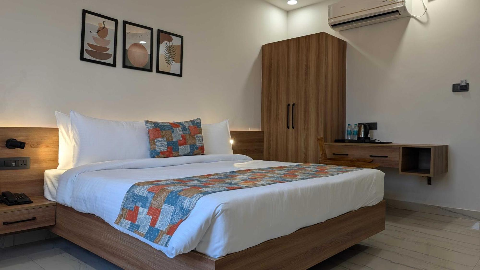 Hotel O Vasu Palace Ayodhya Zewnętrze zdjęcie