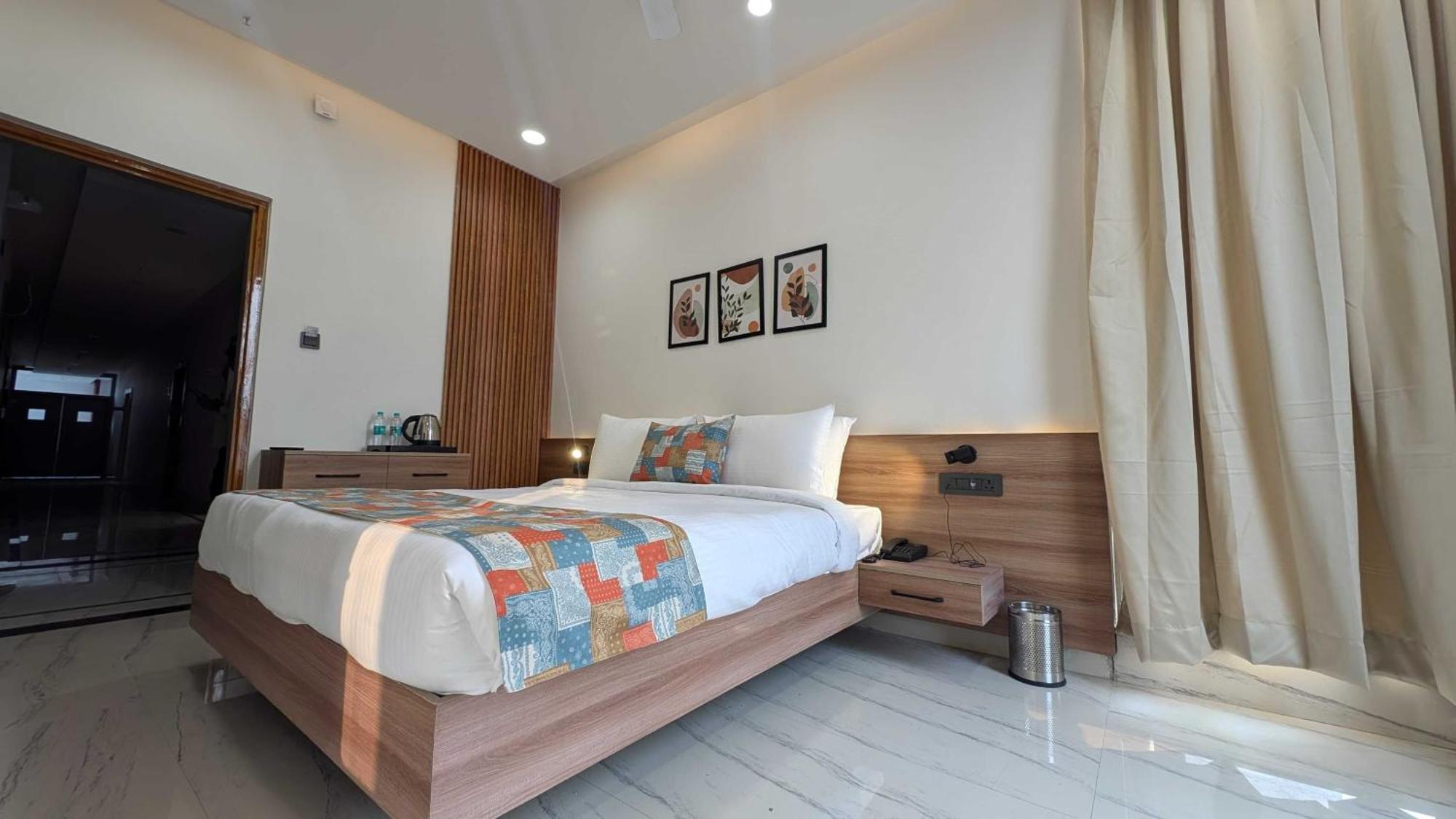 Hotel O Vasu Palace Ayodhya Zewnętrze zdjęcie